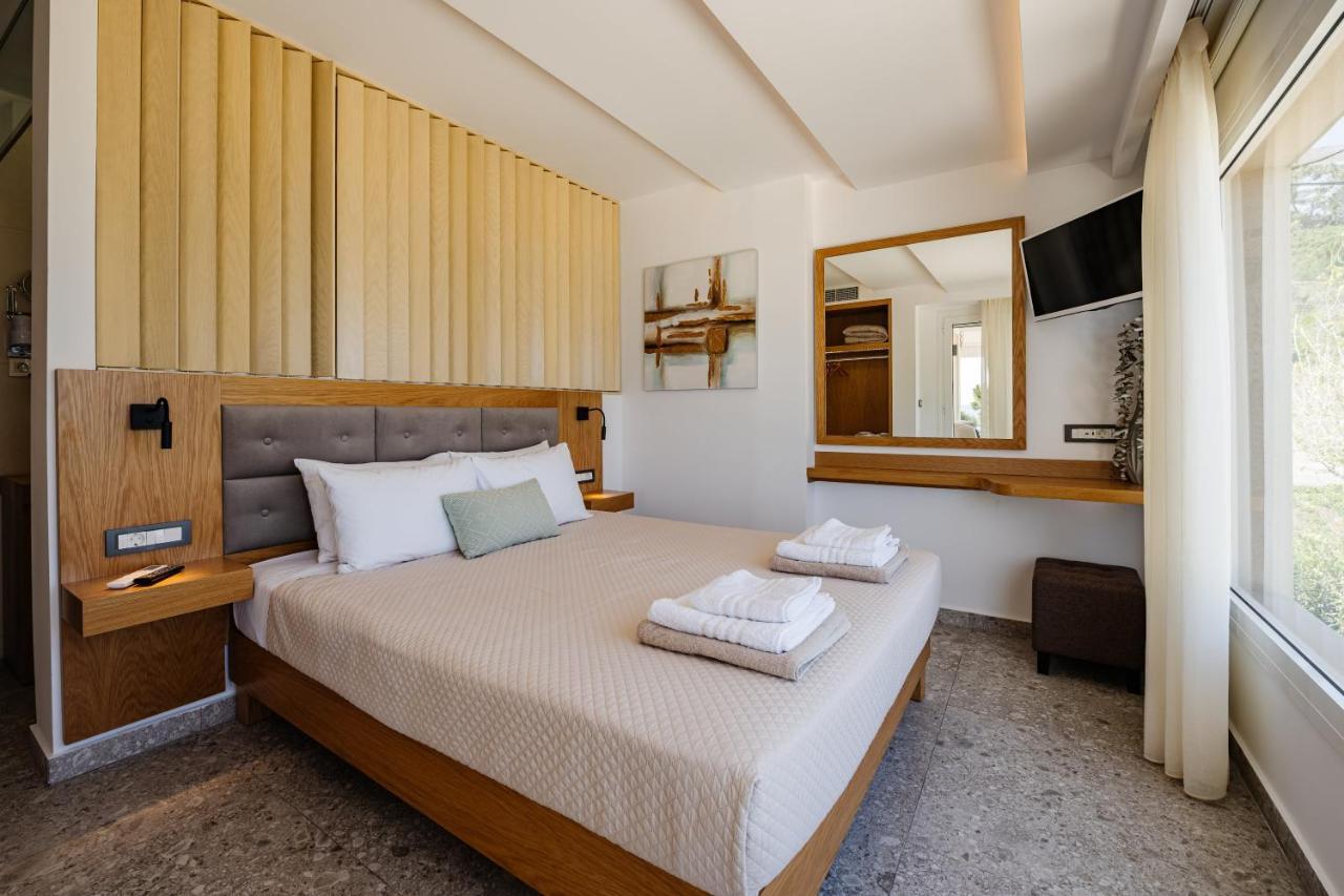 Addimare Sea View Villa, And Events Venue Аликес Екстериор снимка